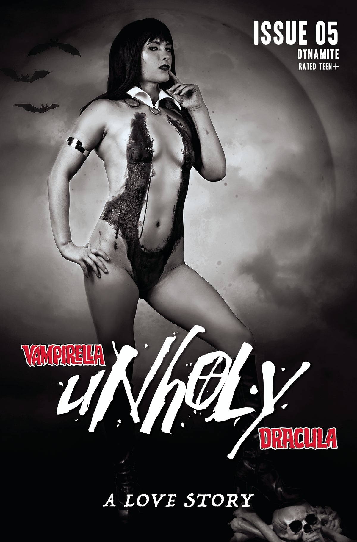 Vampirella Dracula Unholy #5 G 1:15 Dorria Cosplay Variant (04/27/2022) Dynamite