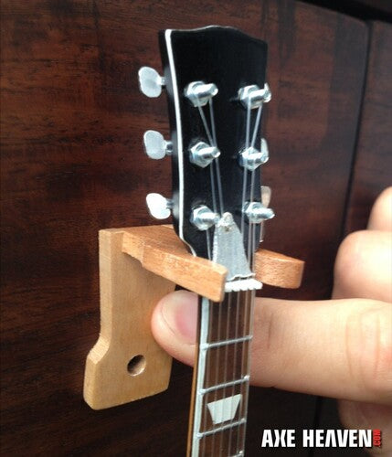 Axe Hvn Ahwall1 Axe Heaven Wood Gtr Wall Mount Han - Axe Hvn Ahwall1 Axe Heaven Wood Gtr Wall Mount Han - Collectibles