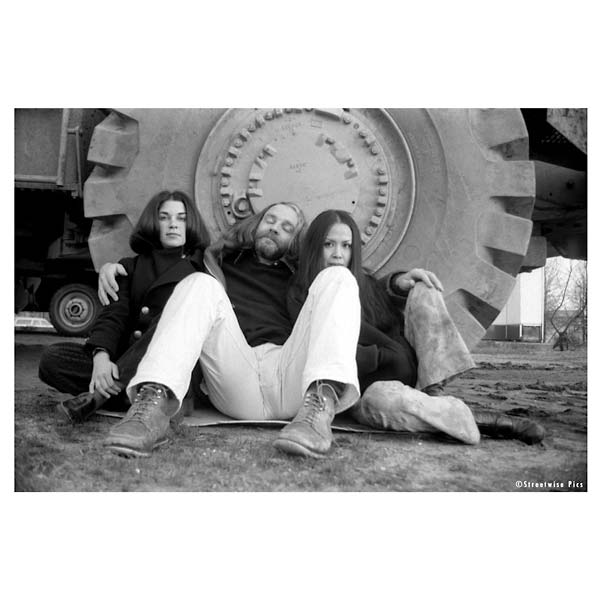 Playing in the Dirt (Vinyl) - Apocalypse Vinyl