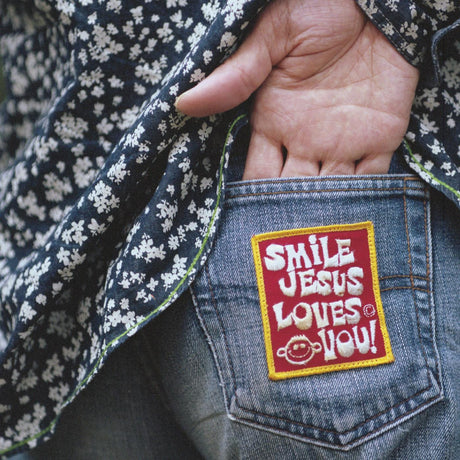 Smile Jesus Loves YOU [CD]