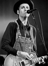 Pearl Jam - Rock Band, Seattle, Eddie Vedder, Mike McCready, Jeff Ament, Stone Gossard, Albums, Stories Behind Songs, Even Flow, Alive, Black, Last Kiss, BTS, Protests, Fans, Hall Of Fame & More!