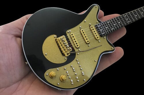 Axe Hvn Bm020 Brian May Queen Gold Special Mini Gu - Axe Hvn Bm020 Brian May Queen Gold Special Mini Gu - Collectibles