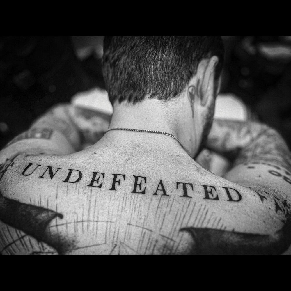 UNDEFEATED [Deluxe CD]