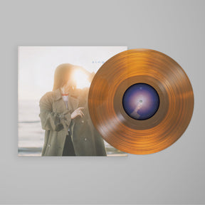 the album cover for Gia Margaret - Singing [Sunshine]