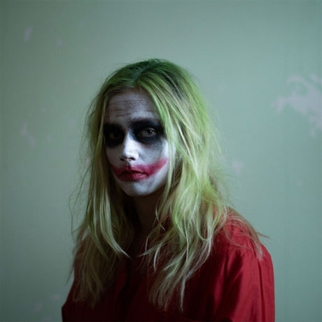 the album cover for Maustetytöt - Itken Jos Mua Huvittaa