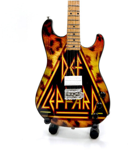 Mini Axe Def Leppard Ep Mini Guitar - Mini Axe Def Leppard Ep Mini Guitar - Collectibles