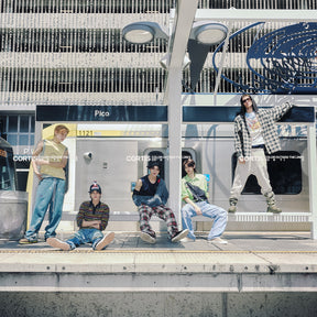 COLOR OUTSIDE THE LINES [Scene 3 ver.] (CD)