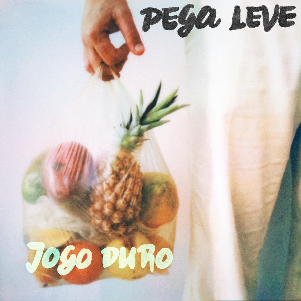 Pega Leve / De Boas (GOLD VINYL) (Vinyl)