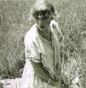 Folklore Deluxe Edition, "Betty's Garden" (CD)